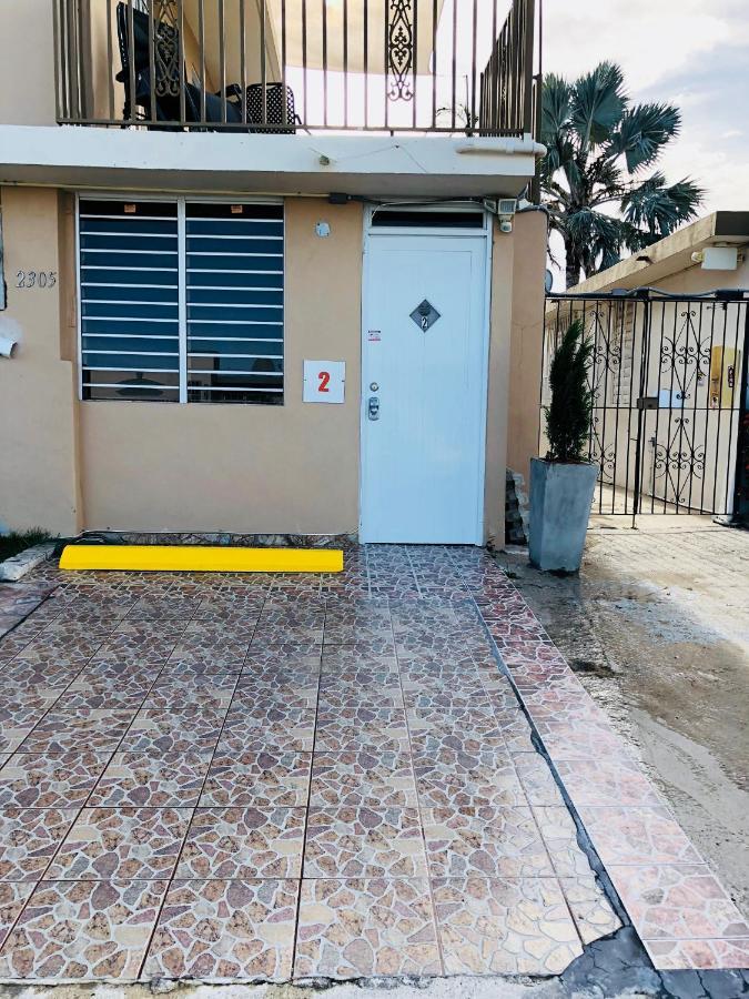 Cozy Studio Retreat With Private Parking And Free Laundry Ponce Extérieur photo